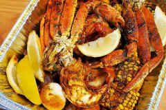 Seafood boil from Exotic on the Run