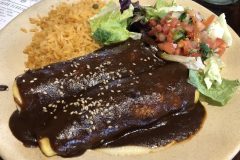 Verde’s Enchilladas Mole