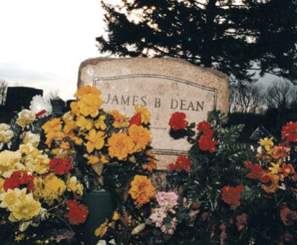 JamesDean-Memorial.jpg