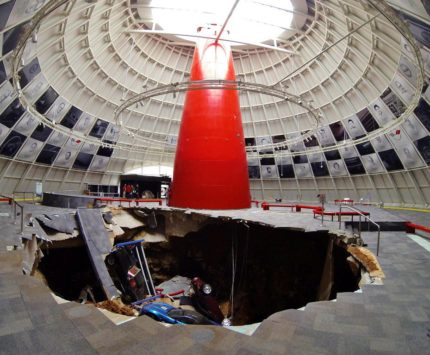 Sinkhole at the National Corvette Museum in 2014