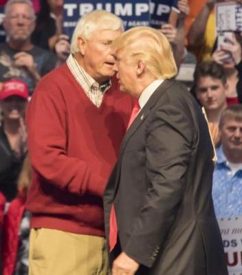 Trump picked up an endorsement from Bob Knight before Indiana