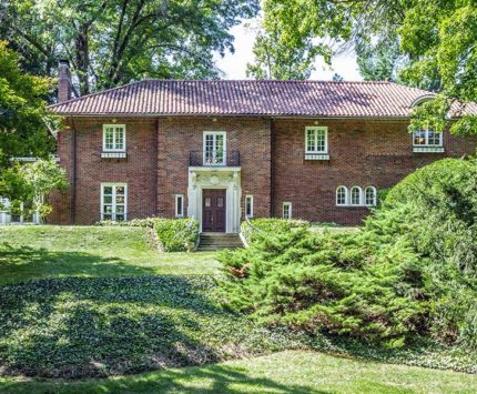 A home from the 1920s designed by Pierre & Wright