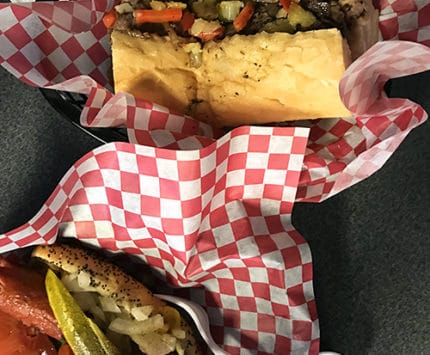 ChicagoBeef&DogCo_ChicagoDog&ItalianBeef_7641