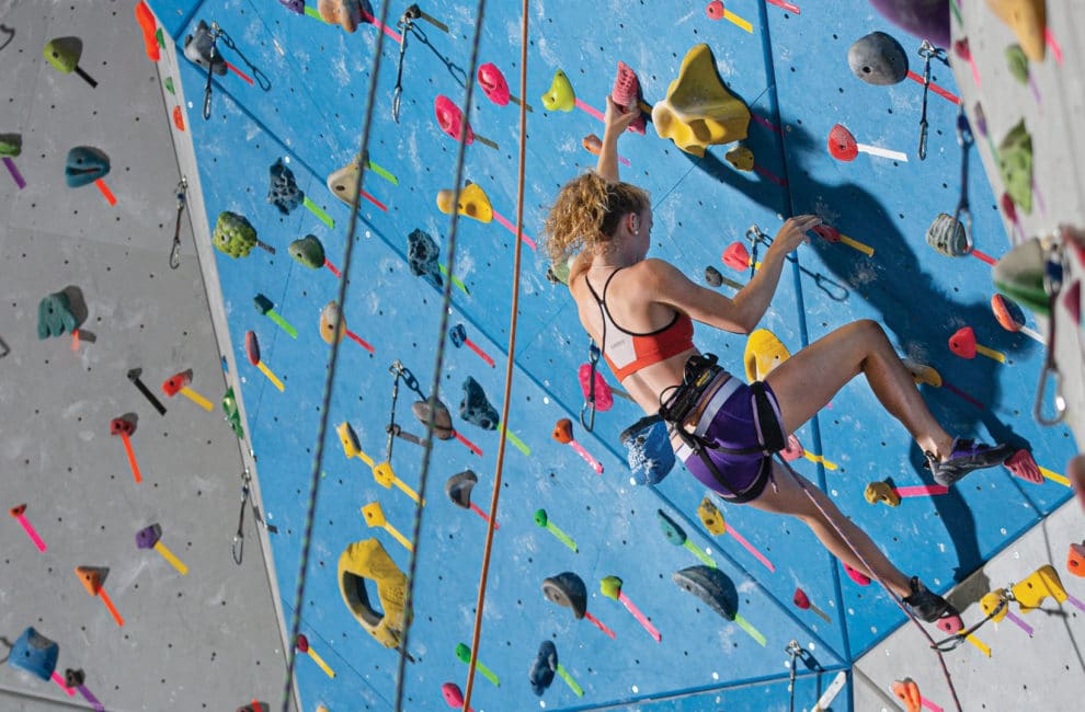 03_21_classes.climbing2_2000x1077