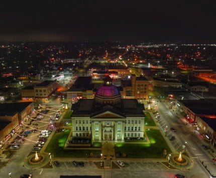 overhead photo of Lebanon courthouse